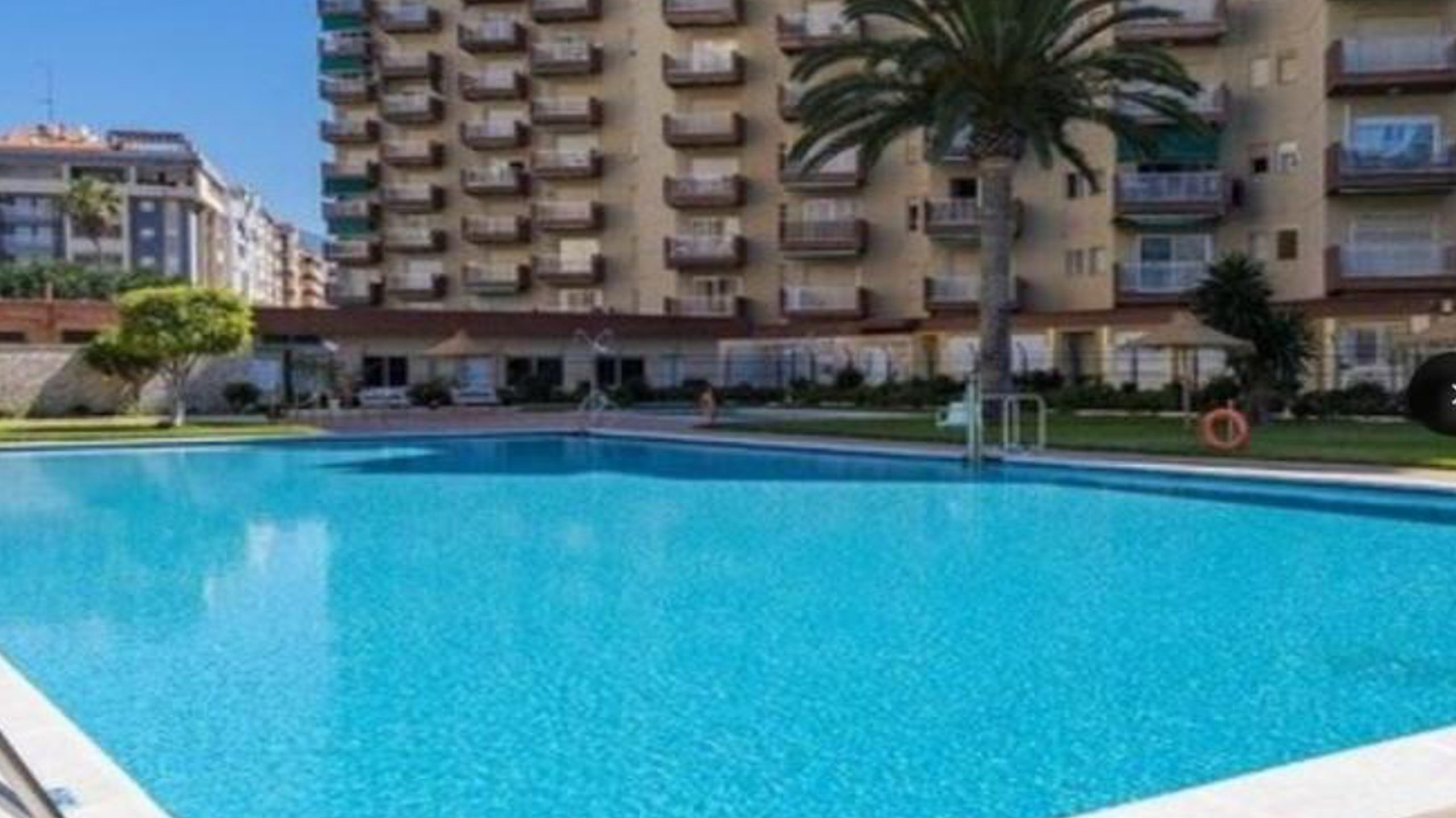 Piscina2